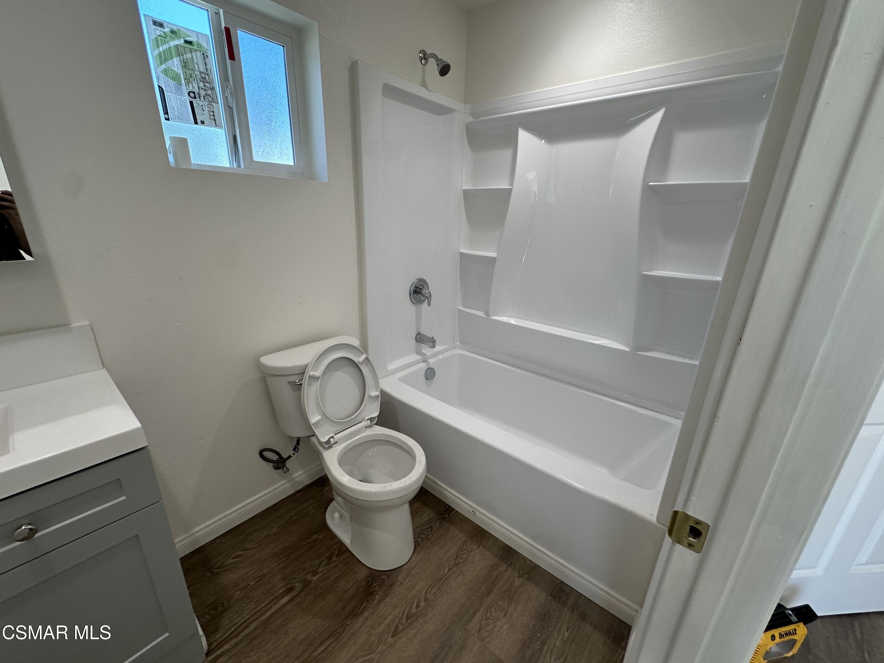 4484 Apricot Road Simi Valley, CA 93063 - Photo 15 of 24 Apricot Master Bathroom Picture