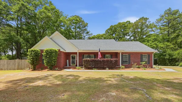 $399,900 | 6020 Paige Lane, Crestview, FL 32536