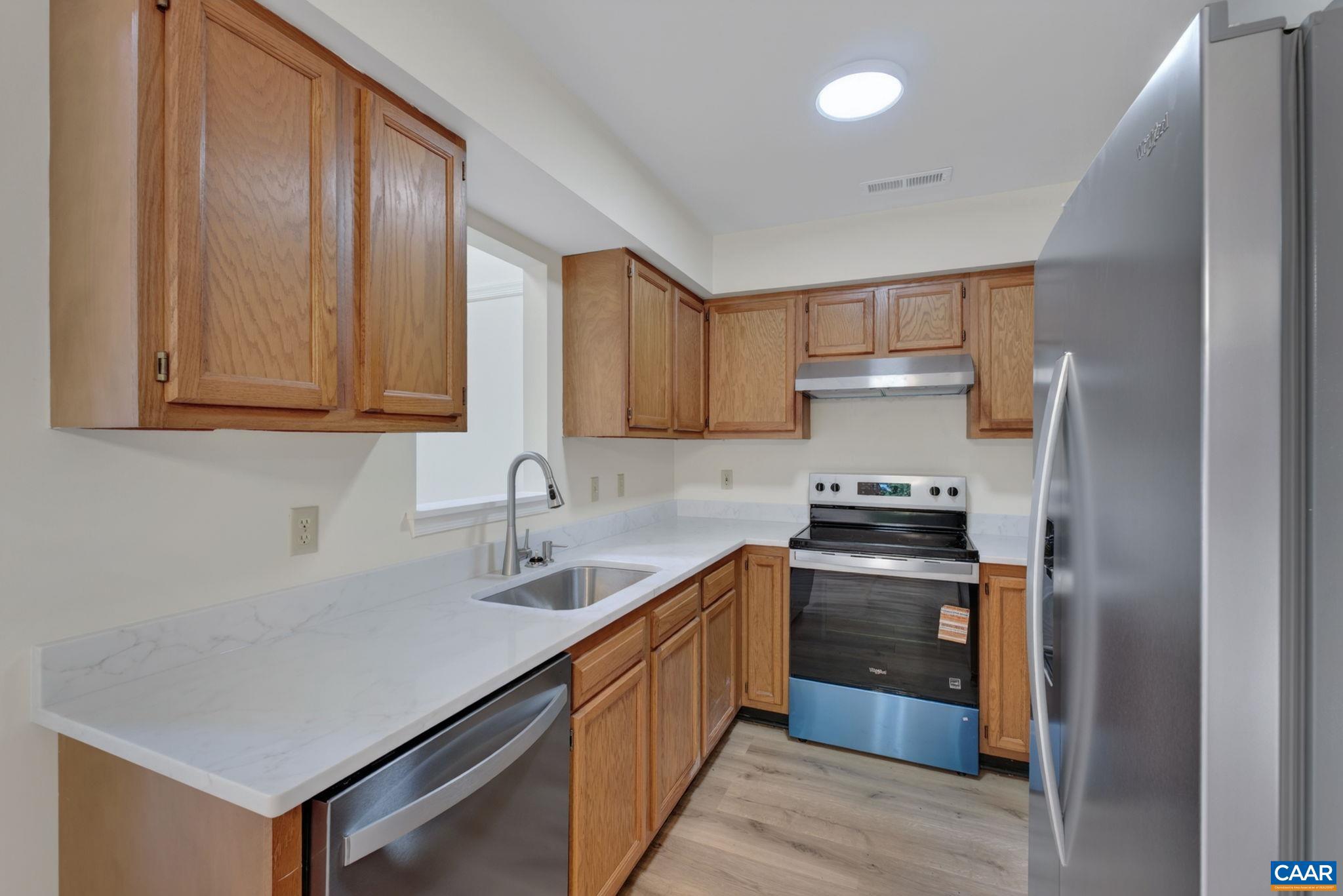 435 Riverside Avenue Charlottesville, VA 22902 - Photo 11 of 31 Gallery Image 11