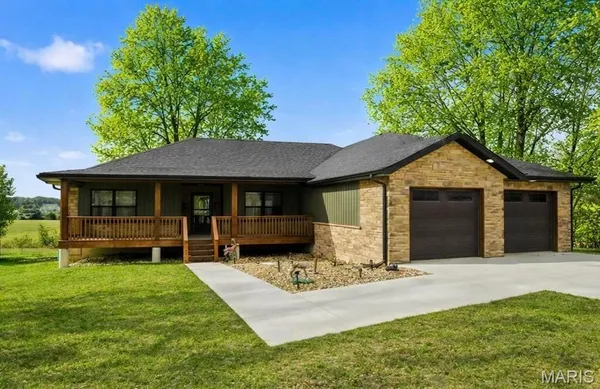$286,000 | 183 M- Sunshine Avenue, Cabool, MO 65689