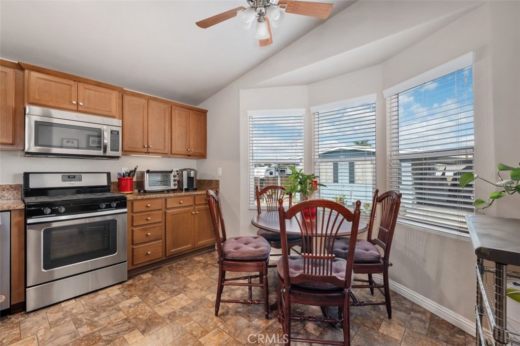 14851 Jeffrey Road, Unit 269 Irvine, CA 92618 - Photo 20 of 51