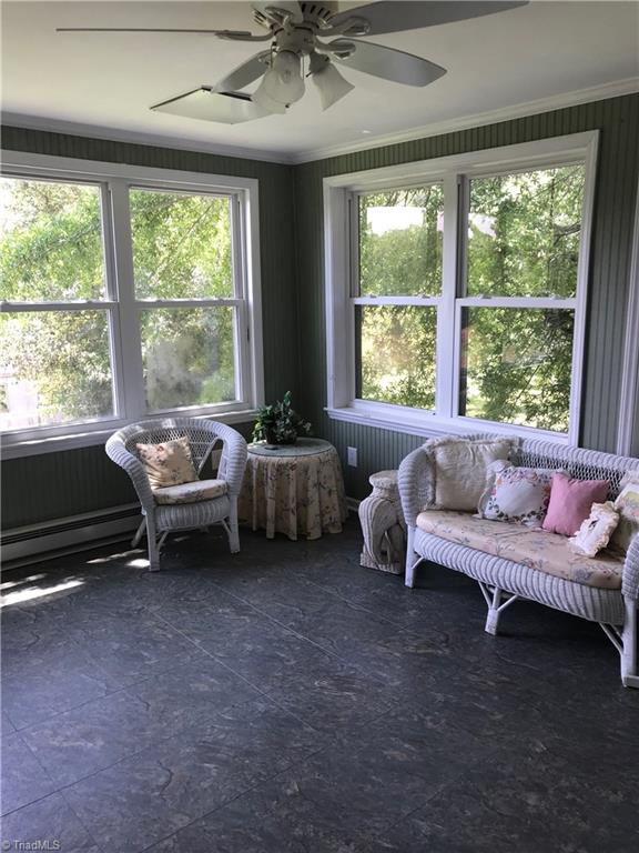 408 Stoney Ridge Road High Point, NC 27265 - Photo 7 of 21 SUN ROOM