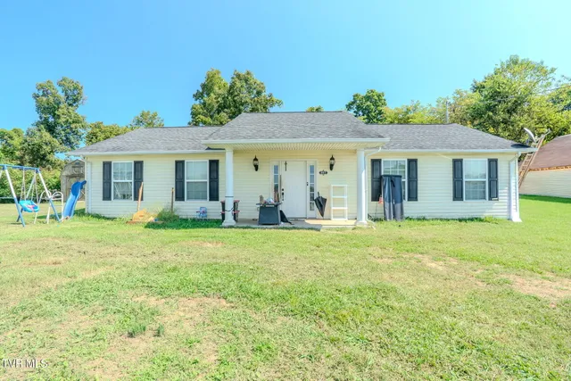 $275,000 | 897 Lookout Drive, Rutledge, TN 37861