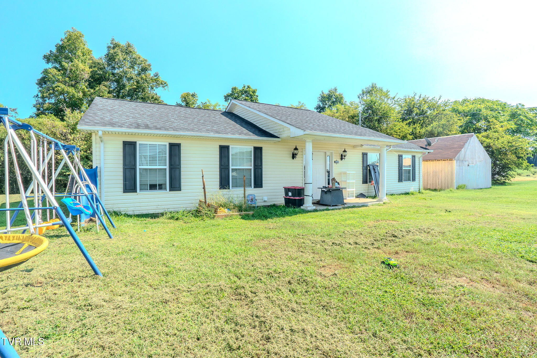 897 Lookout Drive Rutledge, TN 37861 - Photo 17 of 17 15-web-or-mls-DSC06869-HDR