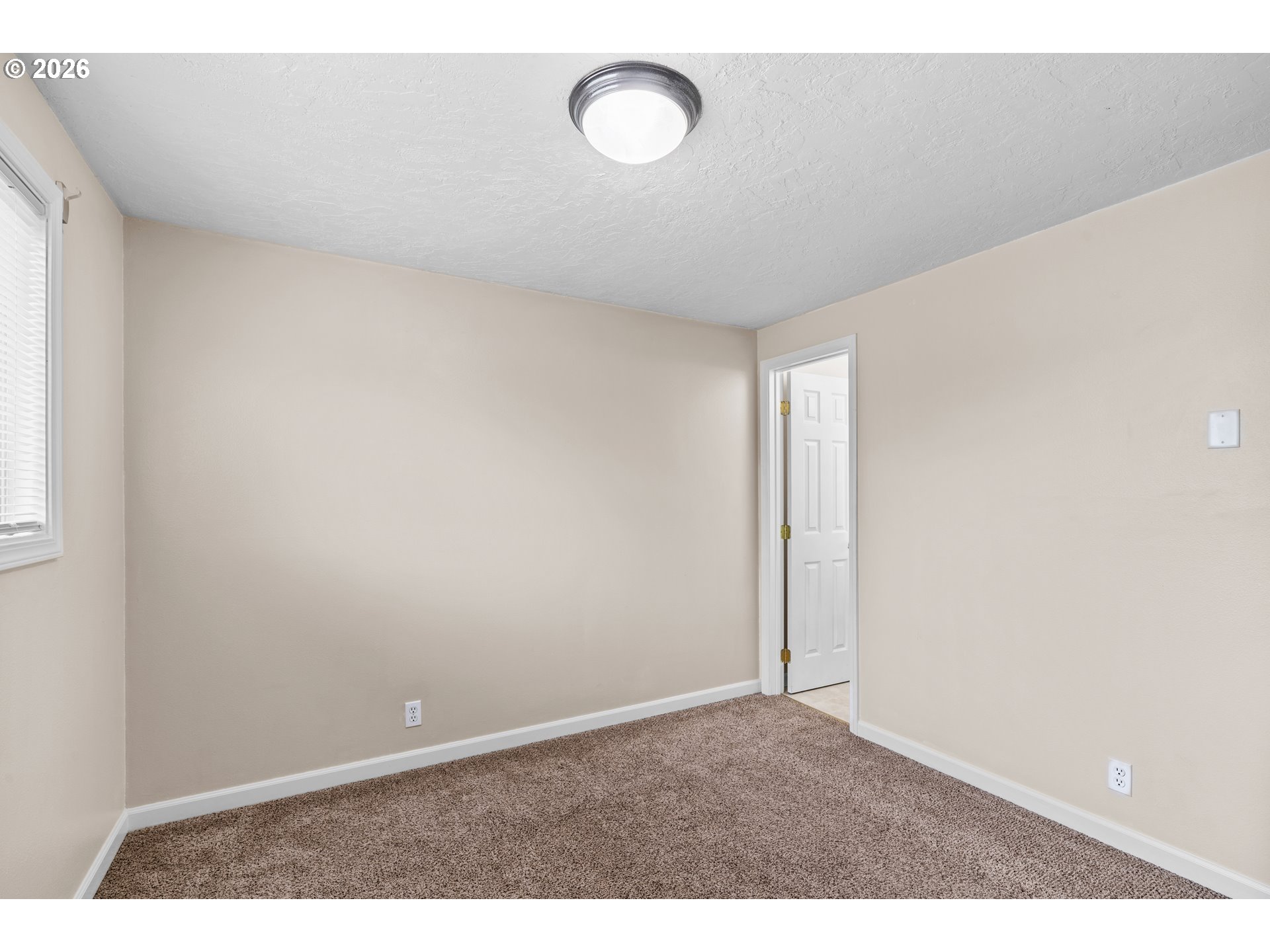 657 61st Street Springfield, OR 97478 - Photo 25 of 35