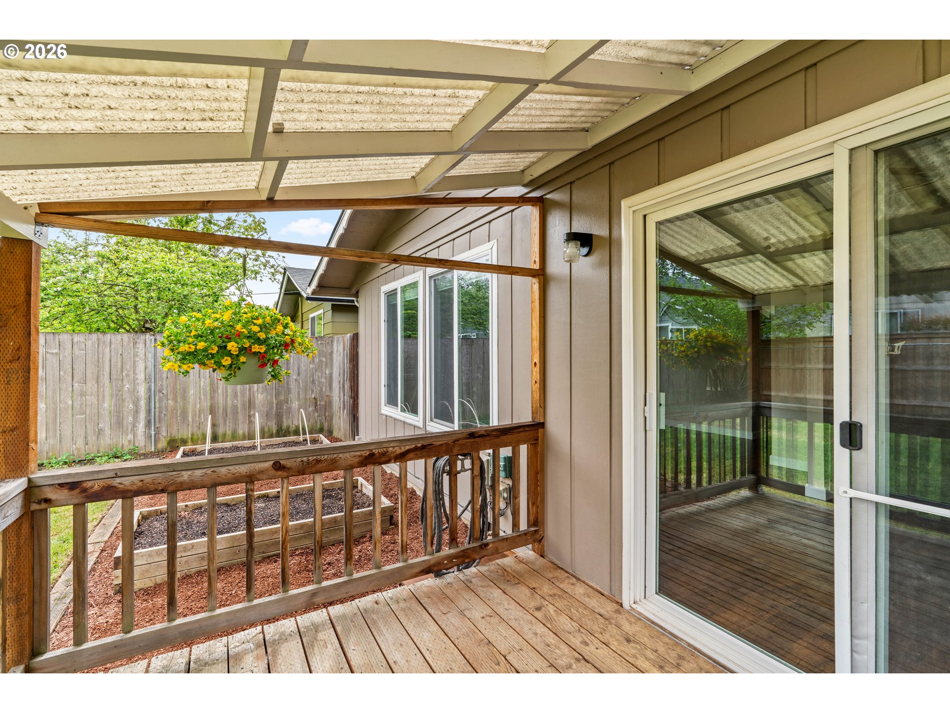 657 61st Street Springfield, OR 97478 - Photo 29 of 35