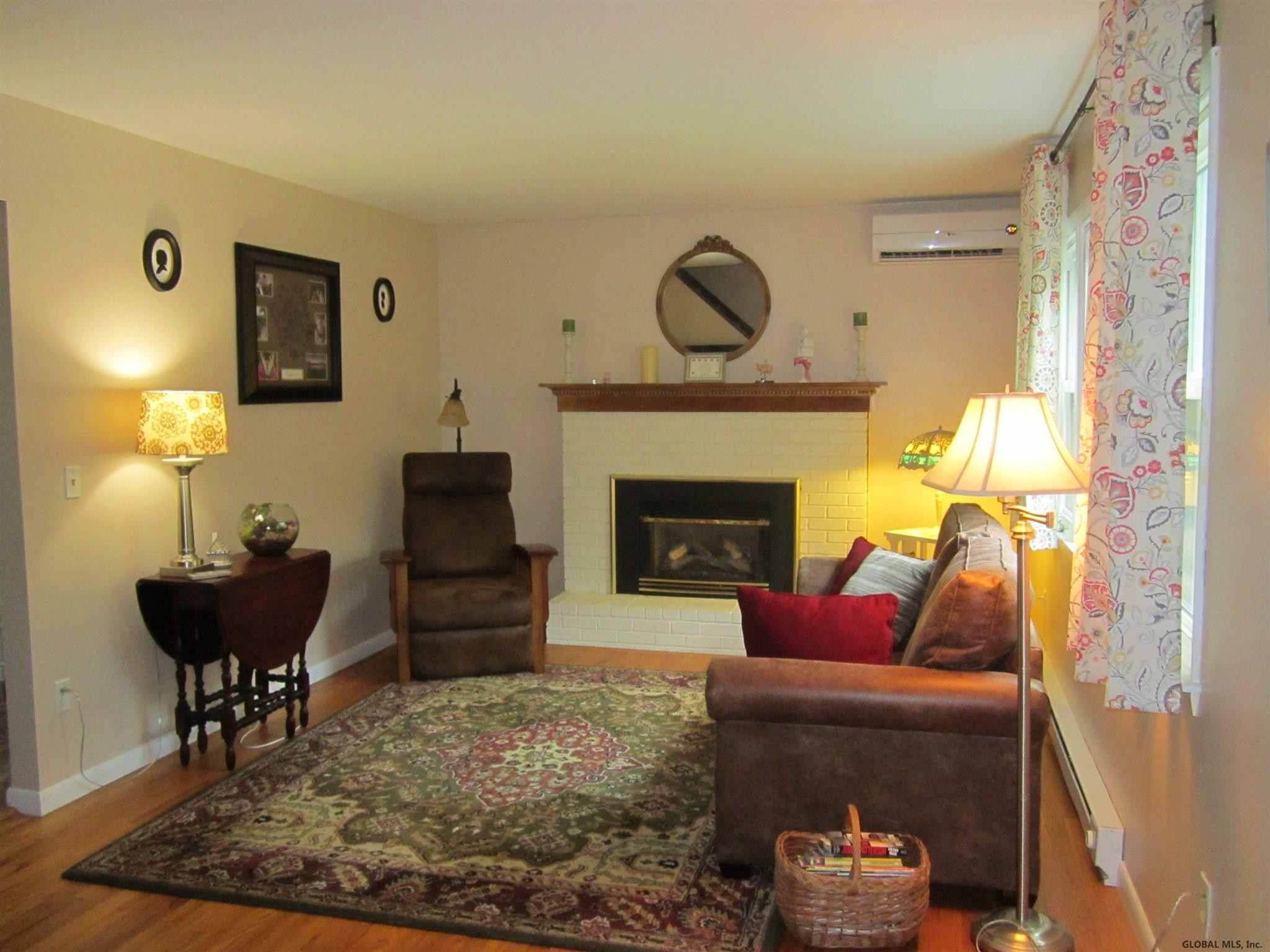 1856 Gordon Road Rotterdam, NY 12306 - Photo 8 of 43 Photo 8