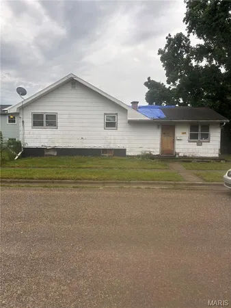 $29,900 | 311 Davenport Street, Lincoln, IL 62656