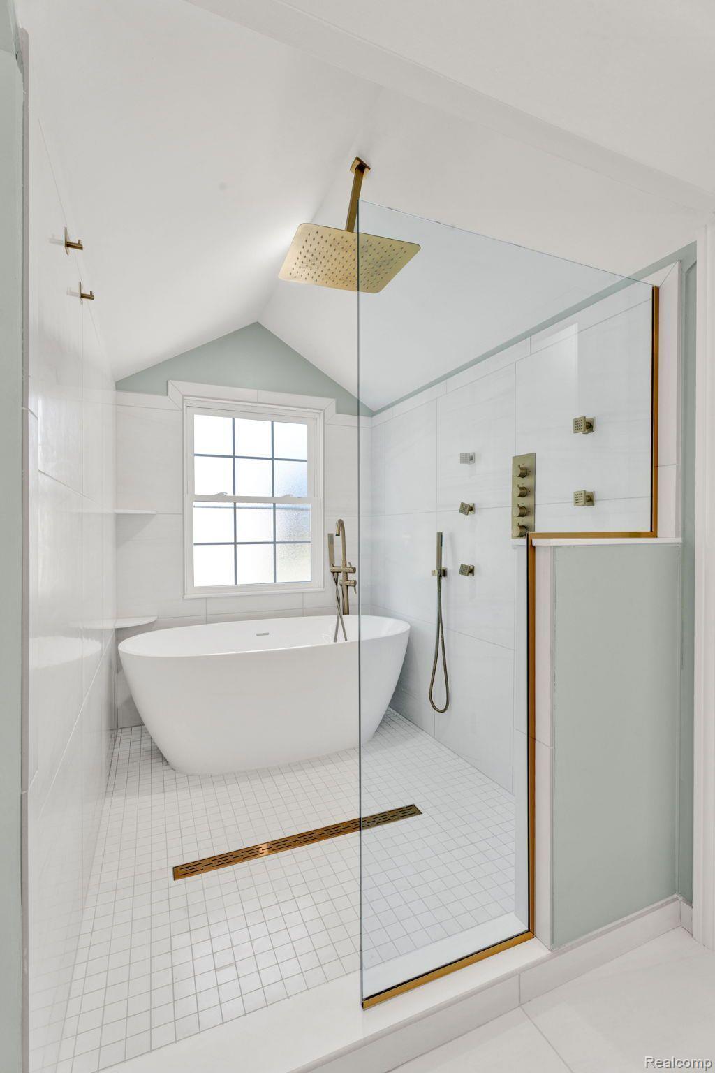 1201 Audubon Road Grosse Pointe, MI 48230 - Photo 34 of 69 En suite wet room