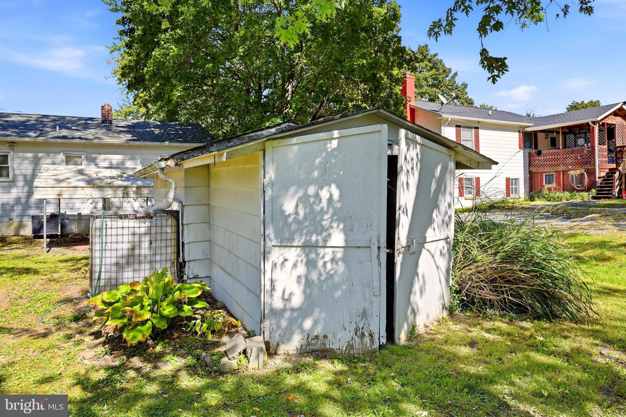 2310 Senseny Road Winchester, VA 22602 - Photo 43 of 59 Shed