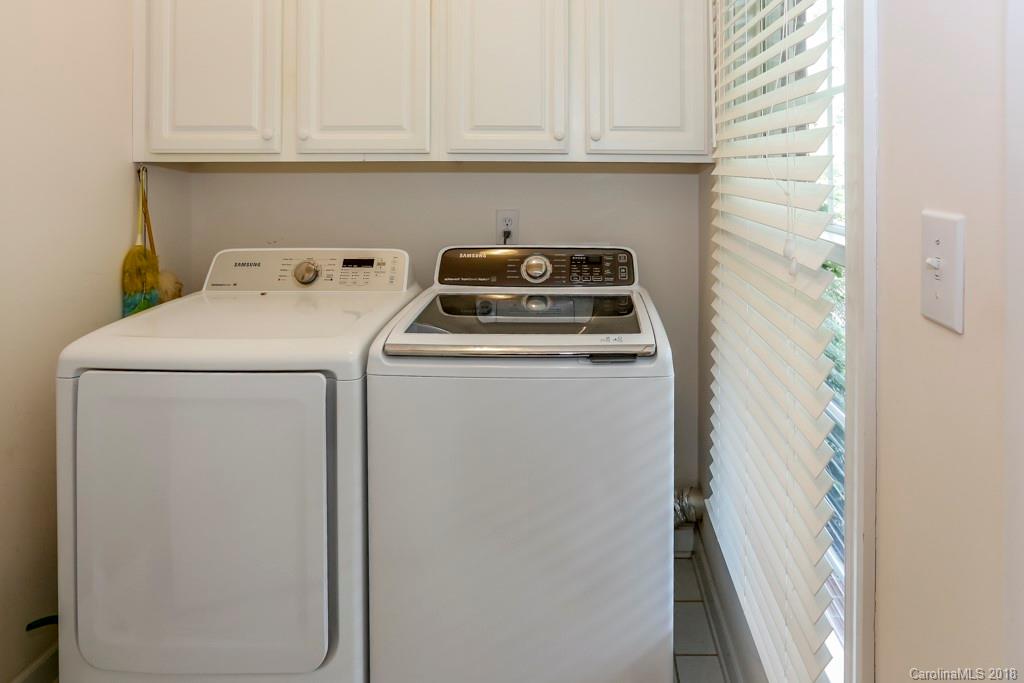 321 Ridgeview Drive Rutherfordton, NC 28139 - Photo 15 of 25 a utility room with dryer and washer