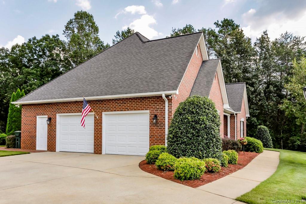 321 Ridgeview Drive Rutherfordton, NC 28139 - Photo 22 of 25 front view of a house with a yard