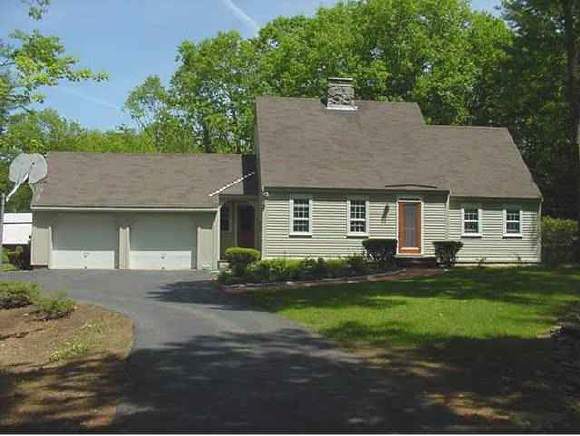 12 Patriots Road Stratham, NH 03885 - Photo 1 of 1 Gallery Image 1