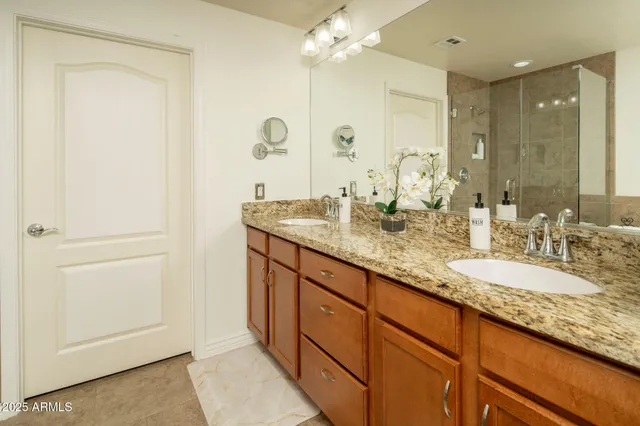 $650,000 | 21320 North 56th Street, Unit 1113, Phoenix, AZ 85054