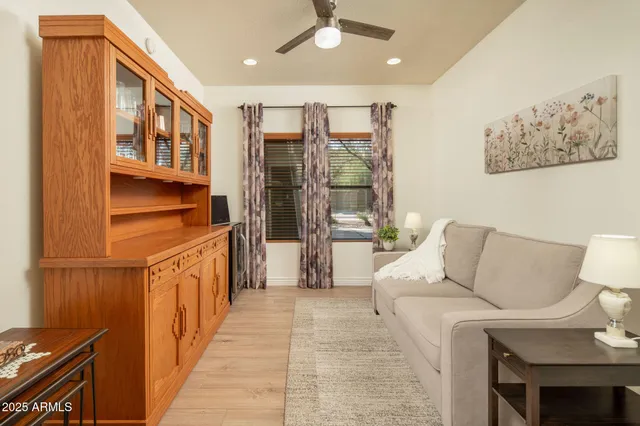 $650,000 | 21320 North 56th Street, Unit 1113, Phoenix, AZ 85054