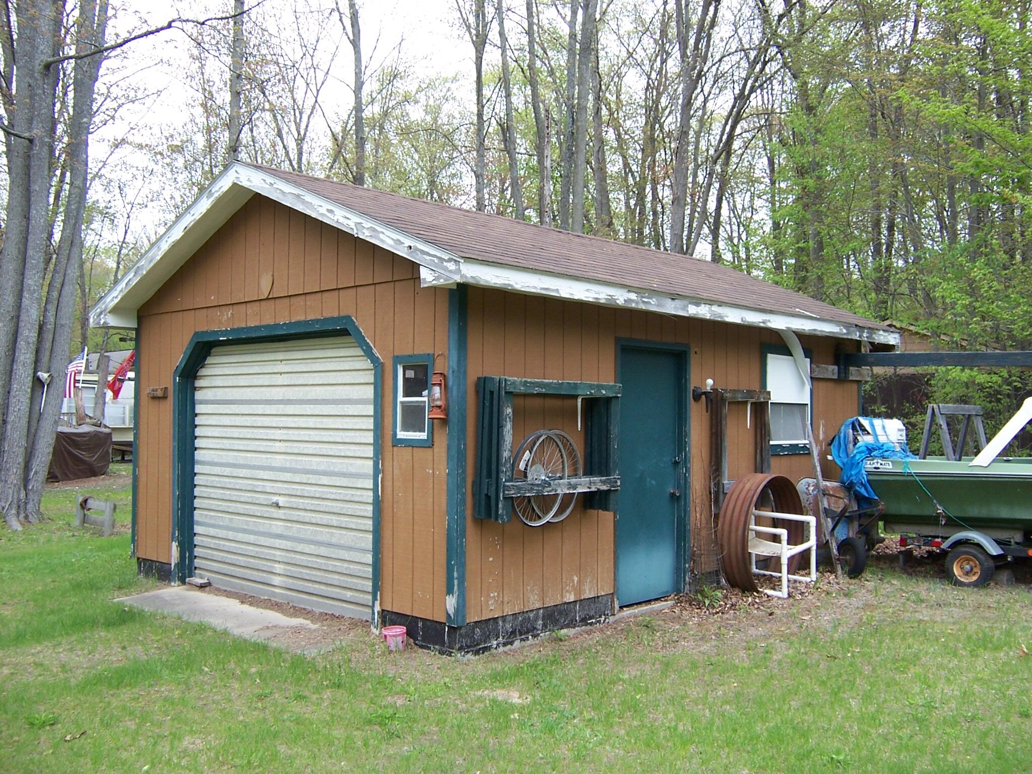 6062 North Reserve Road Roscommon, MI 48653 - Photo 18 of 26 Gallery Image 18