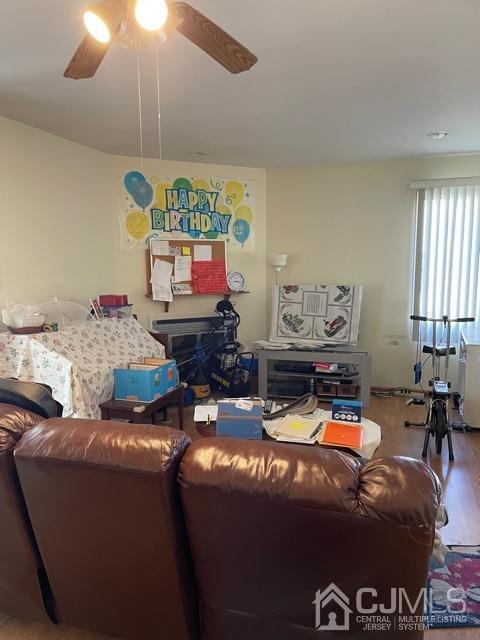 142 Redpine Loop Old Bridge, NJ 08857 - Photo 5 of 8 Gallery Image 5