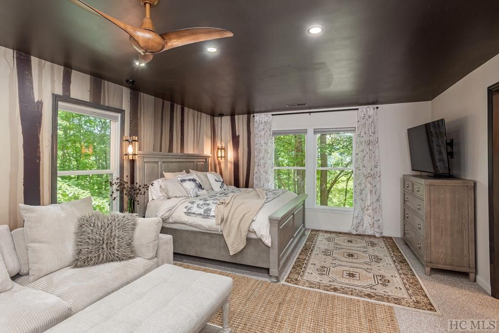 471 Deer Run Road Sapphire, NC 28774 - Photo 60 of 74 Gallery Image 60