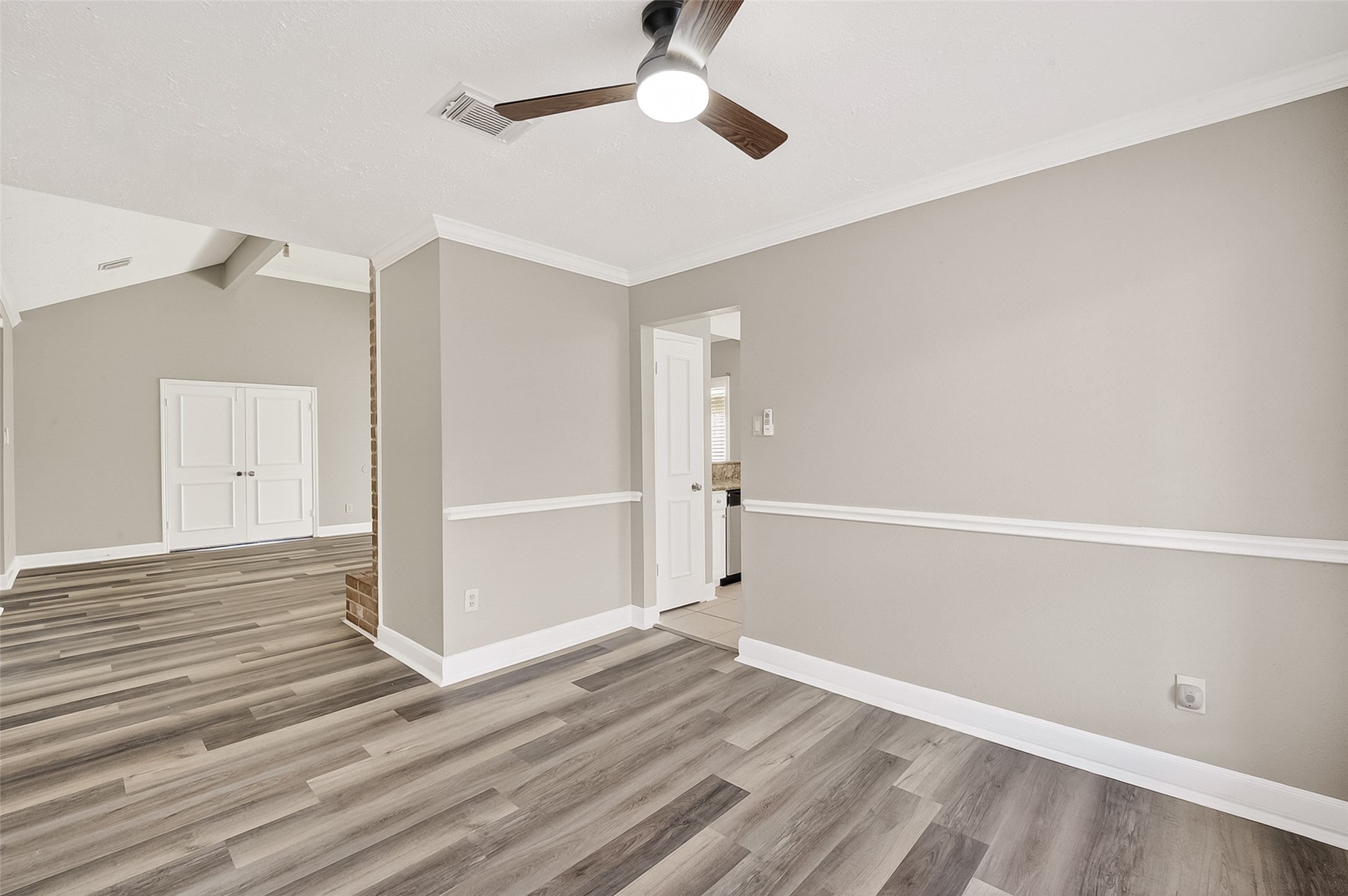 12403 Meadow Ridge Drive Stafford, TX 77477 - Photo 13 of 47