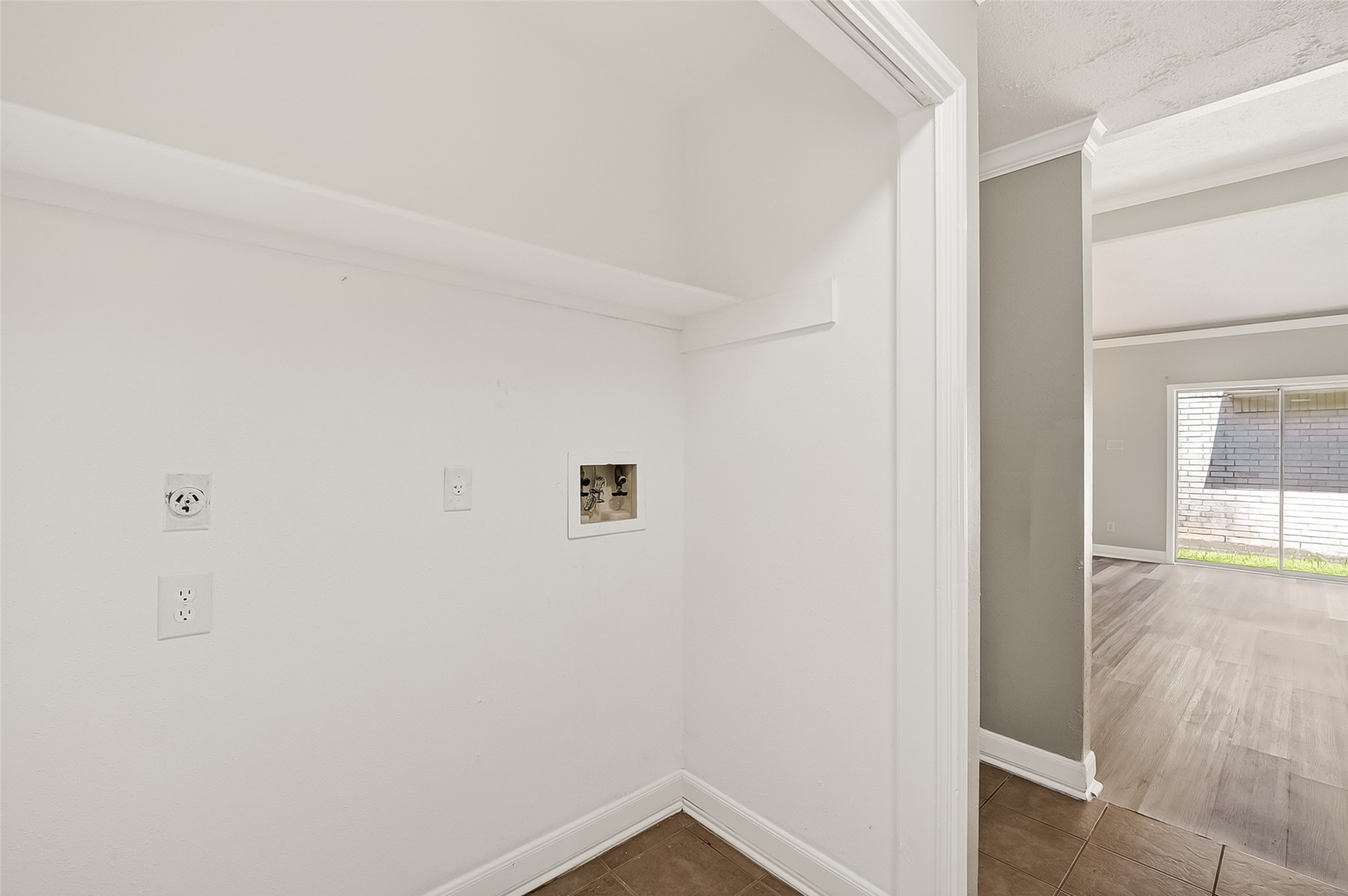 12403 Meadow Ridge Drive Stafford, TX 77477 - Photo 33 of 47 a view of an empty room