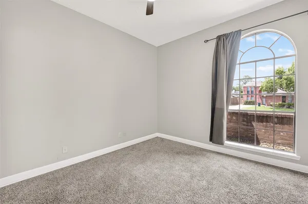 $2,300 | 12403 Meadow Ridge Drive, Stafford, TX 77477