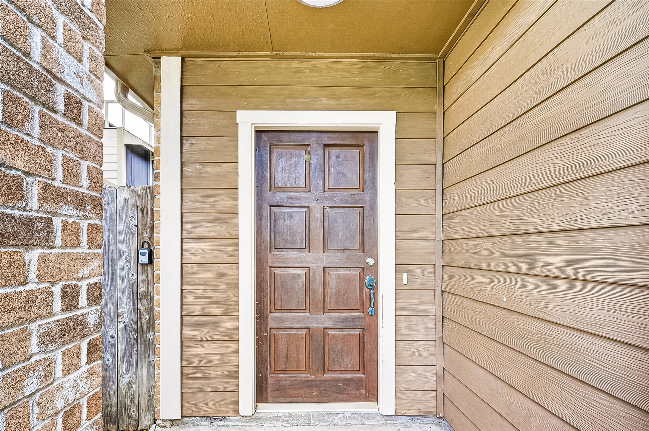12403 Meadow Ridge Drive Stafford, TX 77477 - Photo 5 of 47 a view of front door