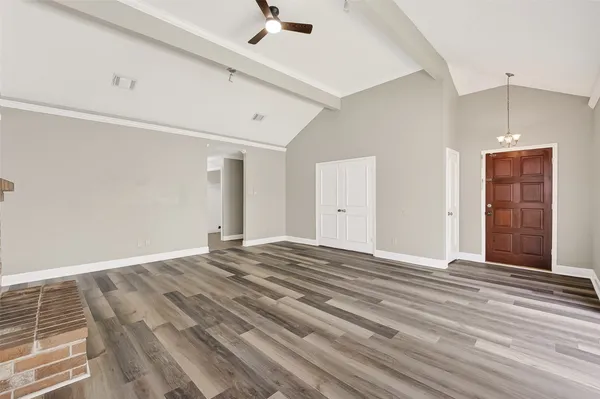 $2,300 | 12403 Meadow Ridge Drive, Stafford, TX 77477