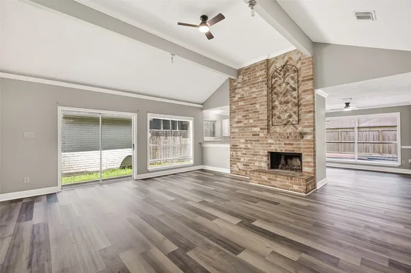 $2,300 | 12403 Meadow Ridge Drive, Stafford, TX 77477