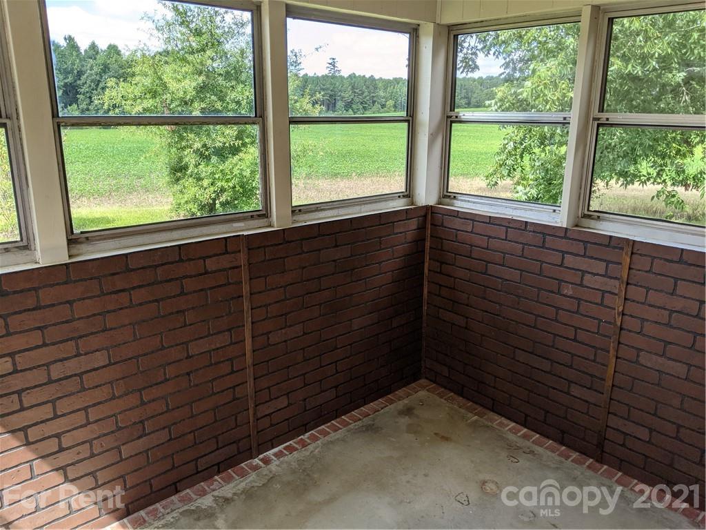 401 Gribble Road Matthews, NC 28104 - Photo 12 of 13