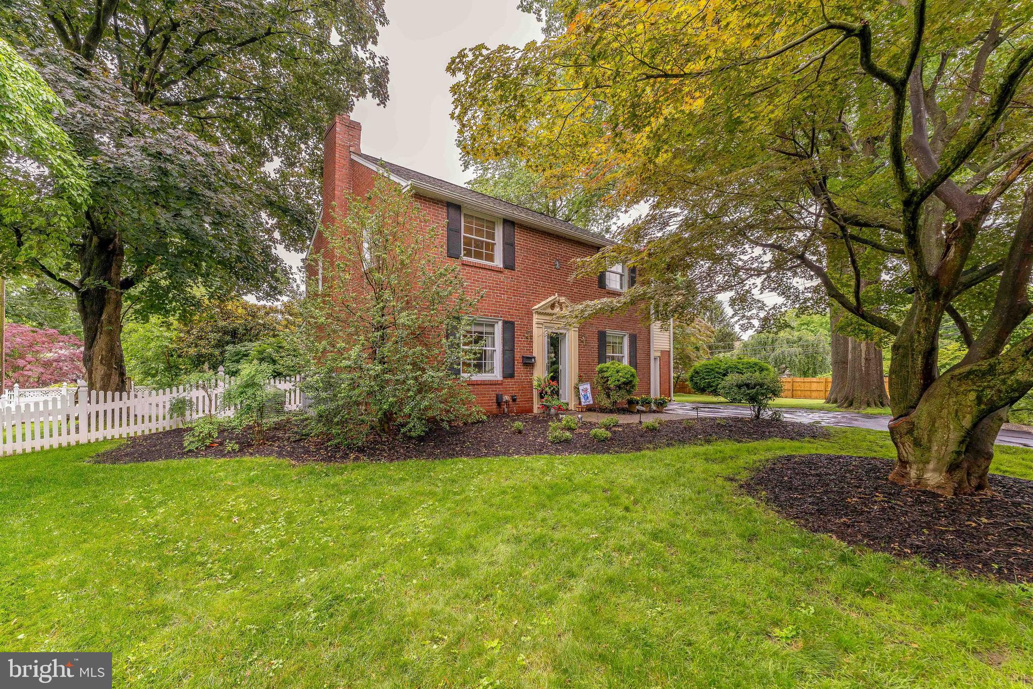 Welcome to 2 Fairhill Road!