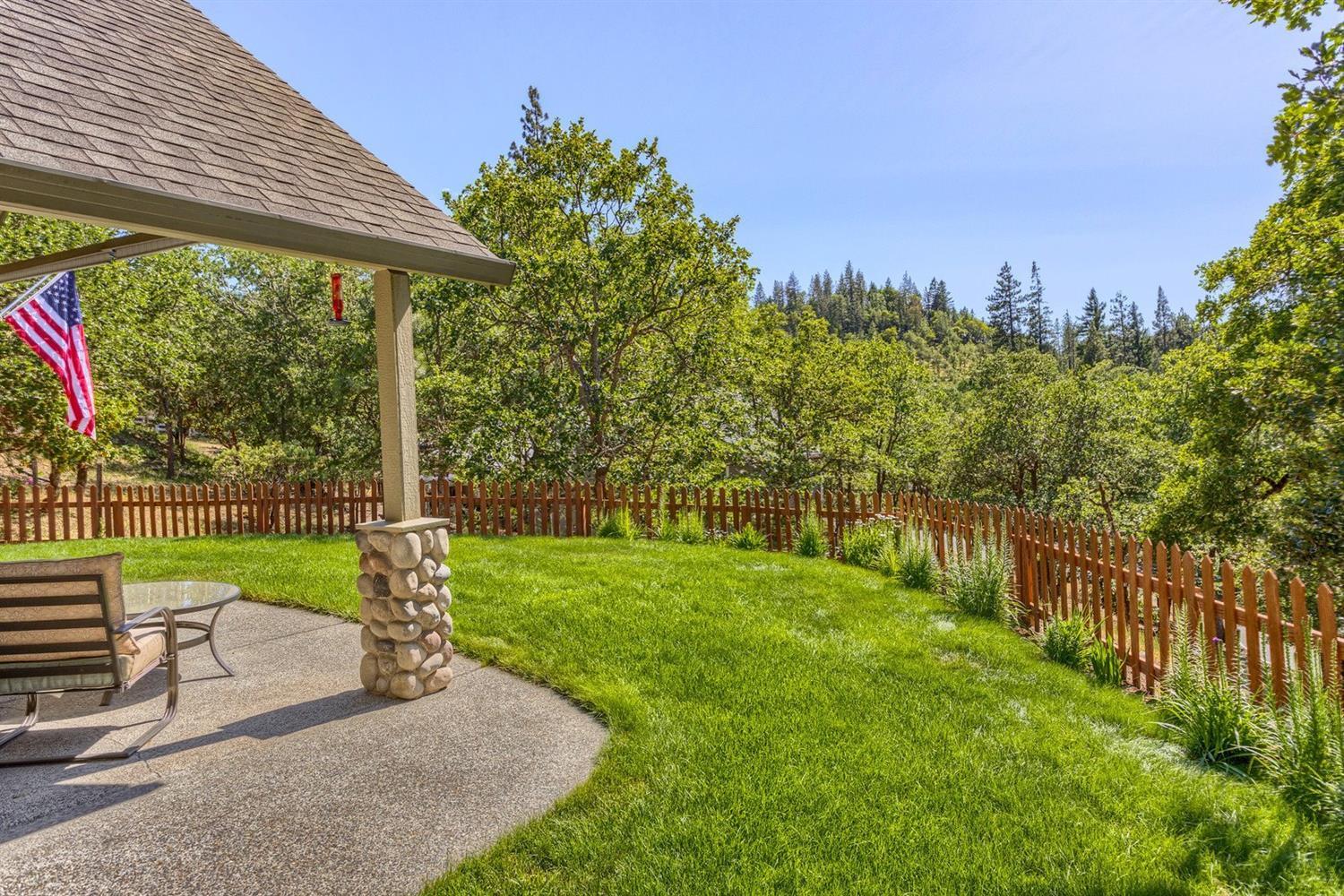 486 Old Ferry Road Shady Cove, OR 97539 - Photo 6 of 35 Front Views