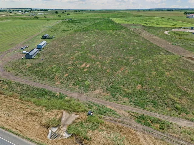 $330,000 | 11056 State Highway 171, Covington, TX 76636