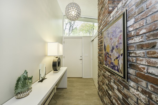 23 Mason Street Lexington, MA 02421 - Photo 8 of 24 Gallery Image 8
