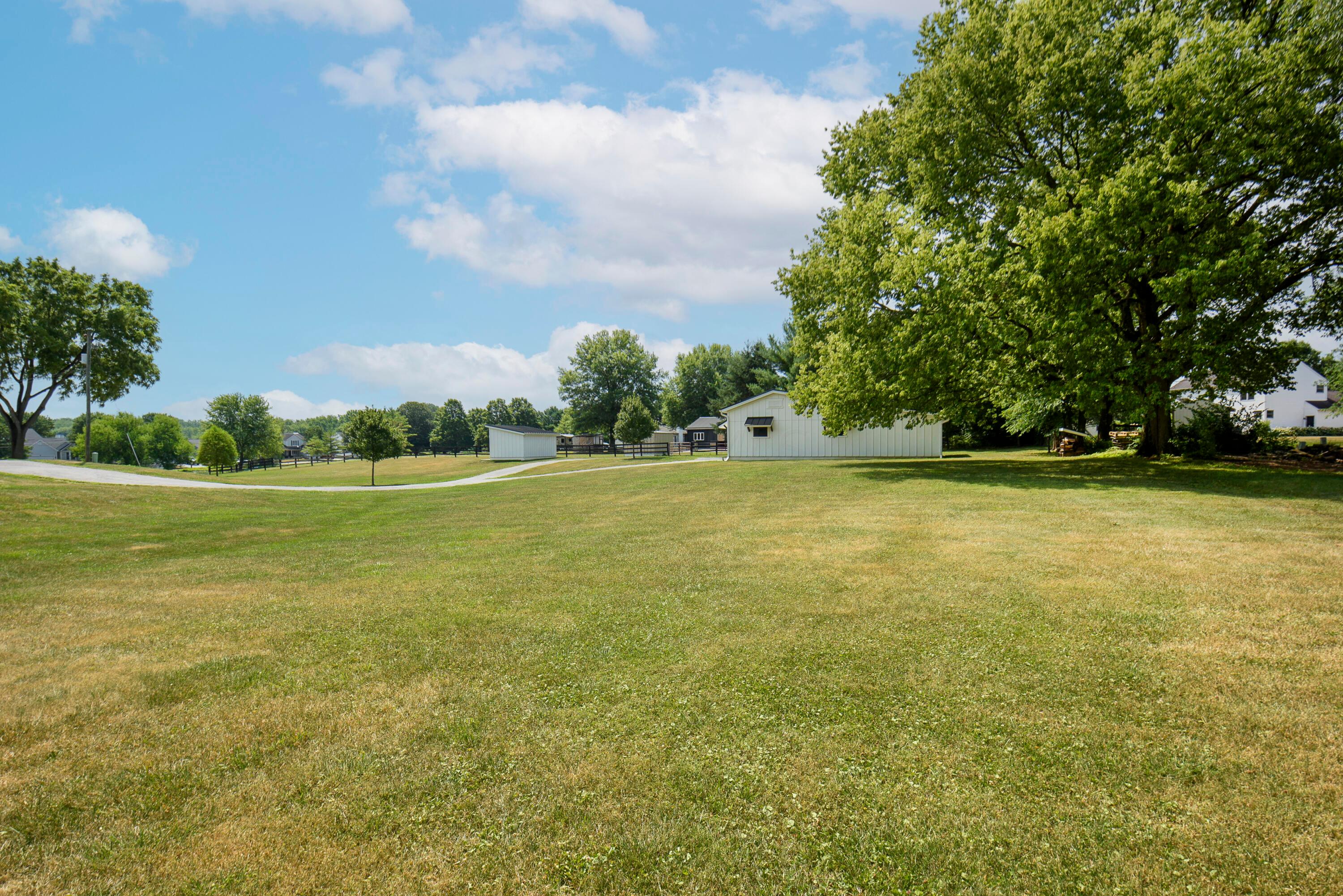 551 Hibbs Road Grove City, OH 43123 - Photo 53 of 76 59
