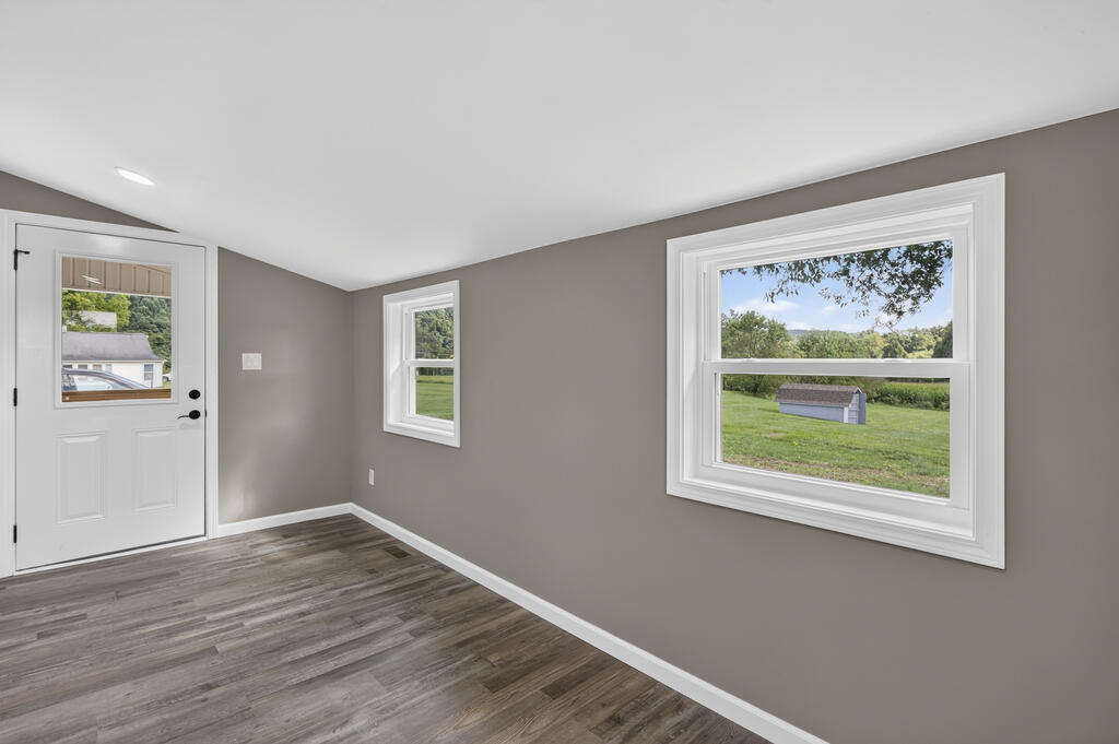 12719 Lindell Road Meadowview, VA 24361 - Photo 17 of 52 Gallery Image 17