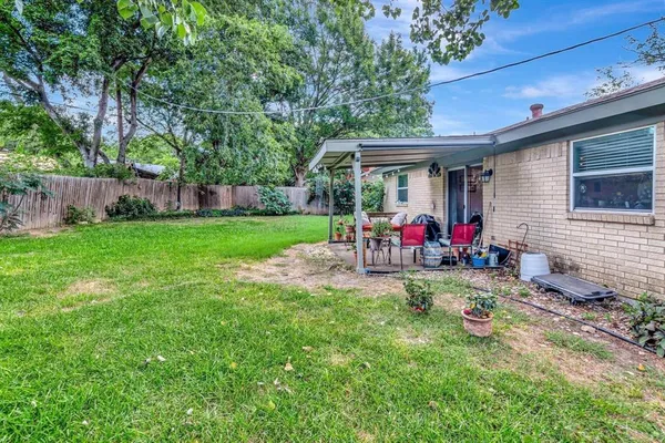 $1,850 | 5913 Cathy Court, Watauga, TX 76148