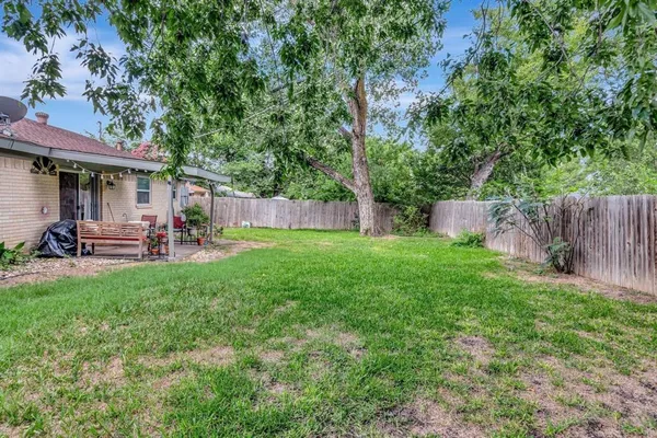 $1,850 | 5913 Cathy Court, Watauga, TX 76148