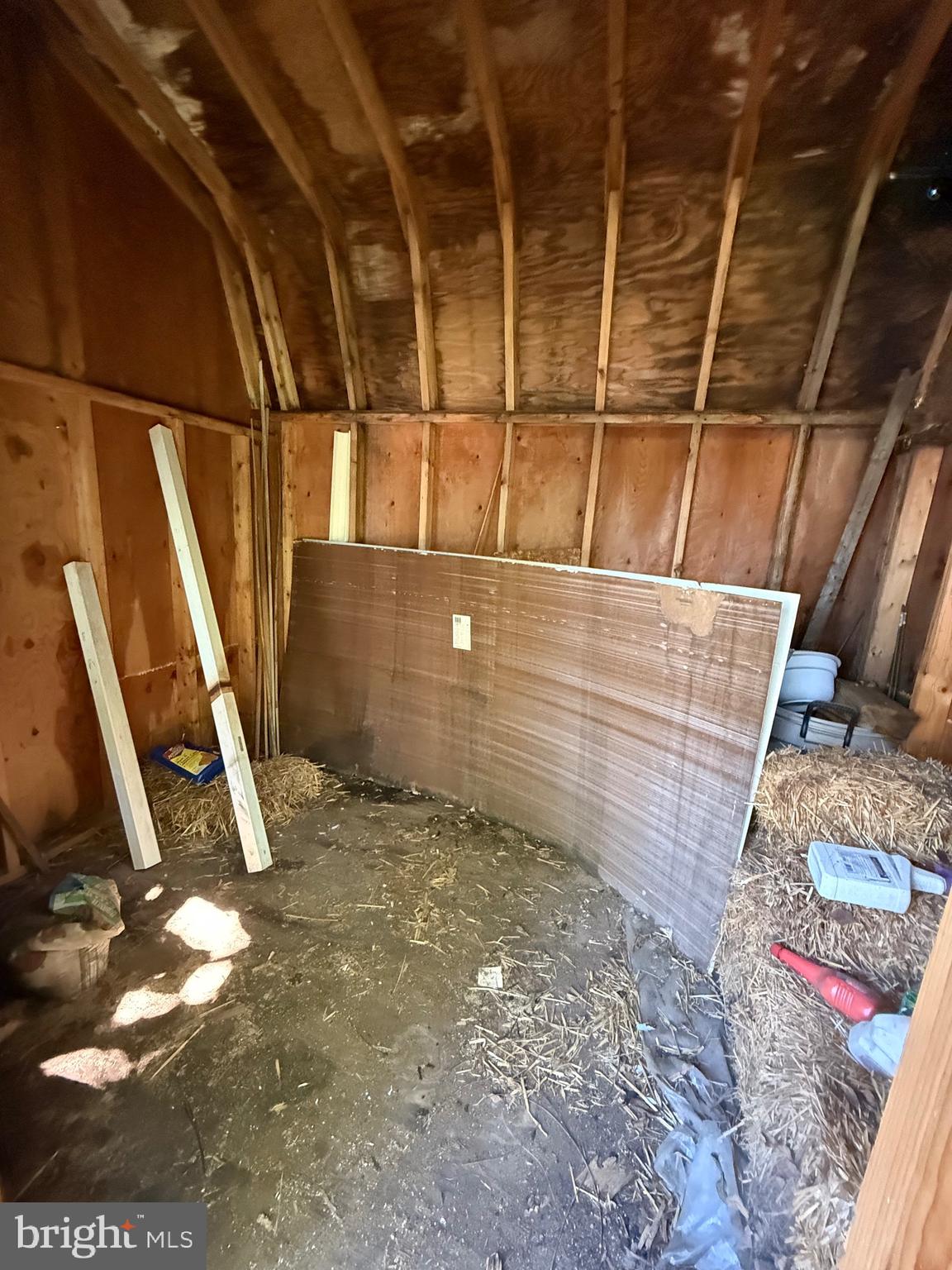 30 Frederick Road Thurmont, MD 21788 - Photo 15 of 58 a view of entryway