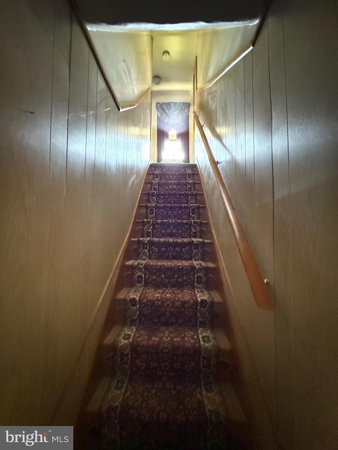 30 Frederick Road Thurmont, MD 21788 - Photo 29 of 58 a view of entryway