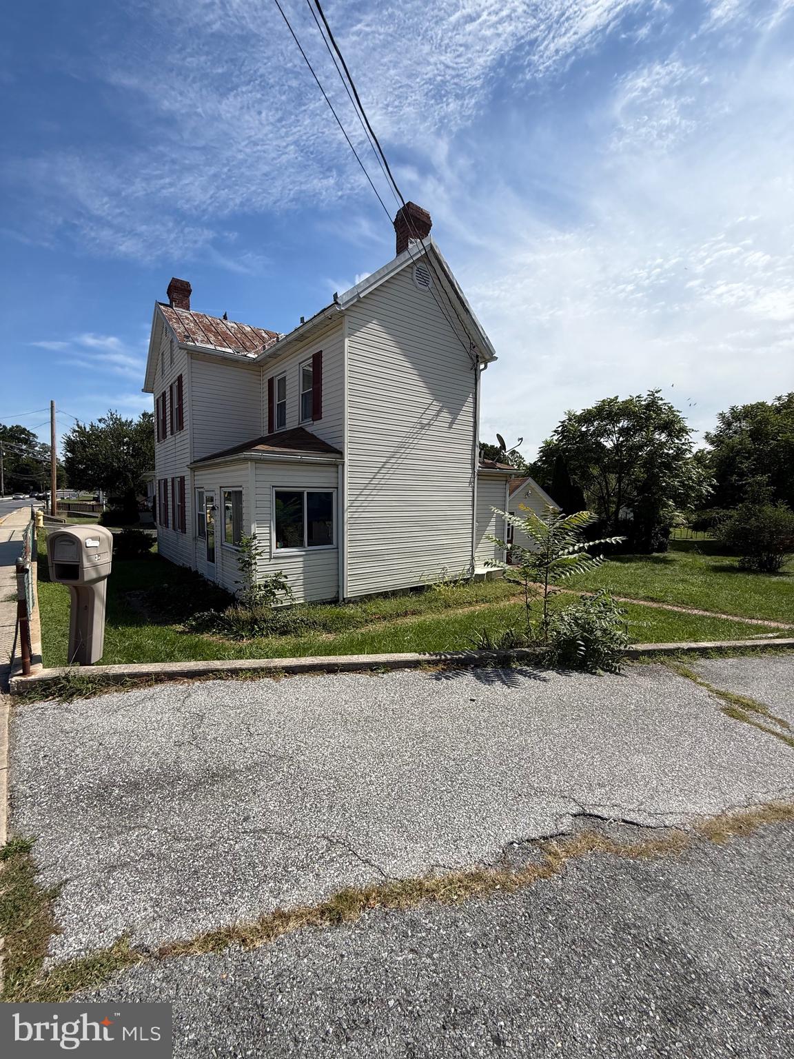 30 Frederick Road Thurmont, MD 21788 - Photo 4 of 58 a house view with a outdoor space