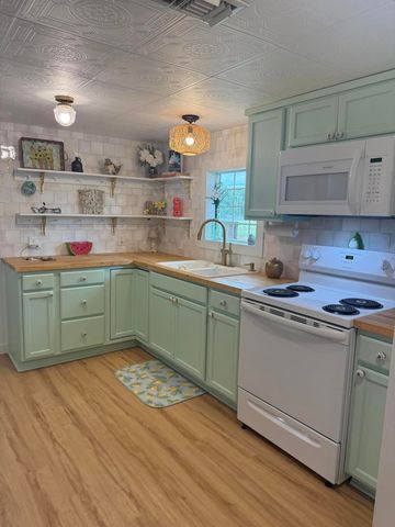 $210,000 | 236 Aplin Road, Crestview, FL 32539