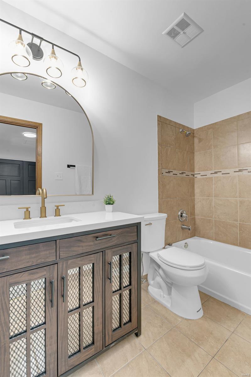 15372 Grantley Drive Chesterfield, MO 63017 - Photo 27 of 52