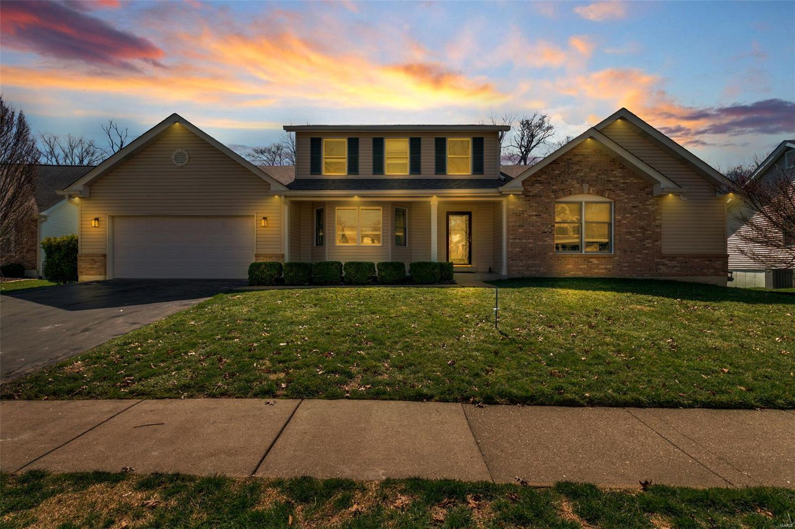 15372 Grantley Drive Chesterfield, MO 63017 - Photo 6 of 52