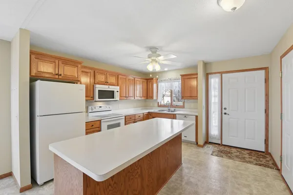 $319,900 | 1102 Highpoint Court, New Richmond, WI 54017