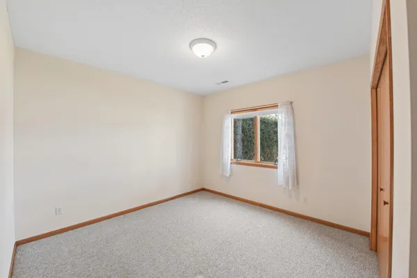 $329,900 | 1102 Highpoint Court, New Richmond, WI 54017