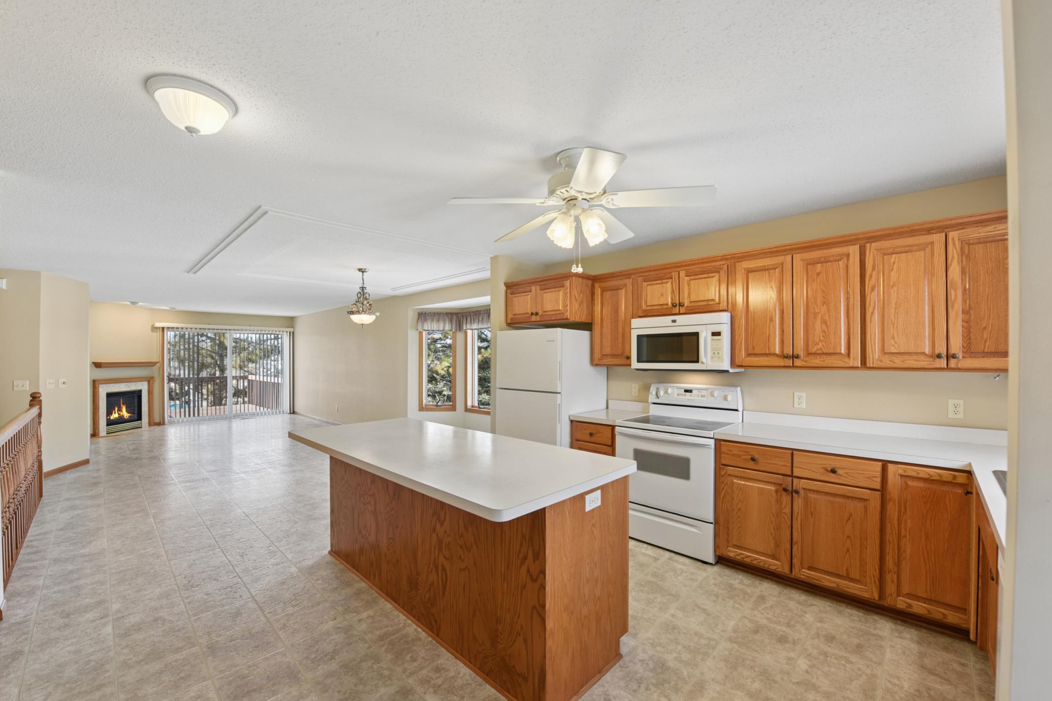 1102 Highpoint Court New Richmond, WI 54017 - Photo 2 of 29