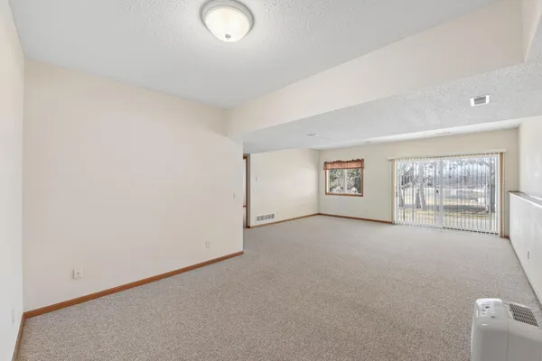 $319,900 | 1102 Highpoint Court, New Richmond, WI 54017