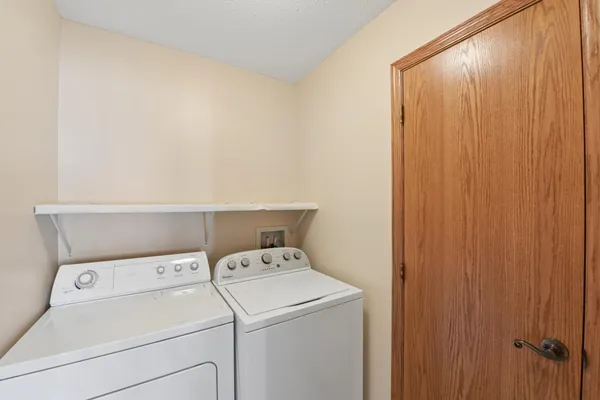 $329,900 | 1102 Highpoint Court, New Richmond, WI 54017