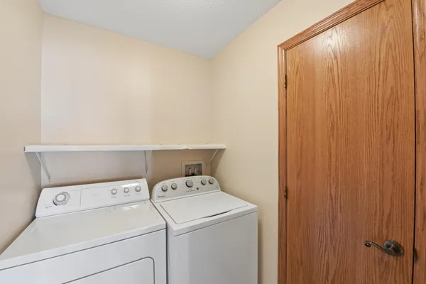 $319,900 | 1102 Highpoint Court, New Richmond, WI 54017