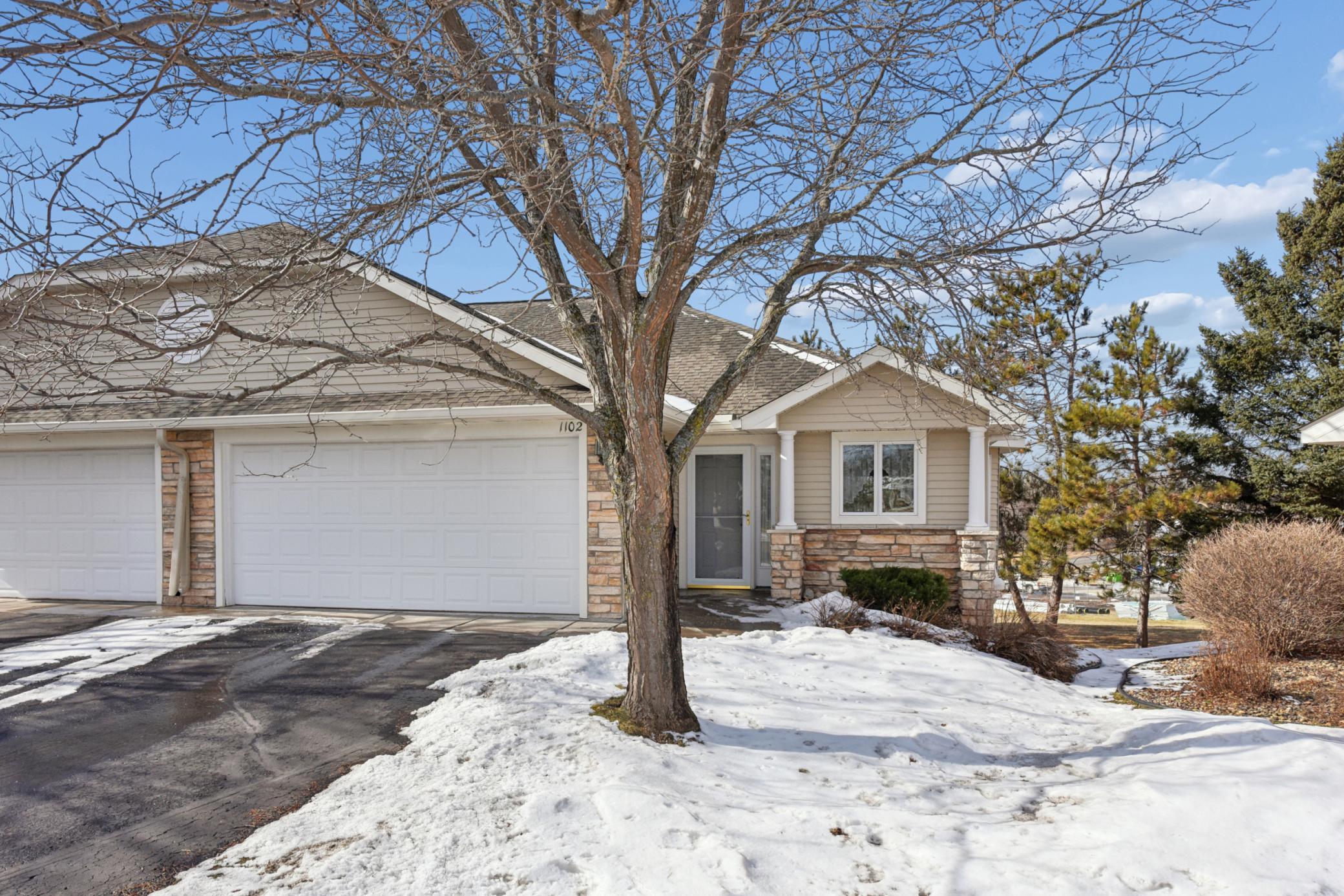 1102 Highpoint Court New Richmond, WI 54017 - Photo 6 of 33
